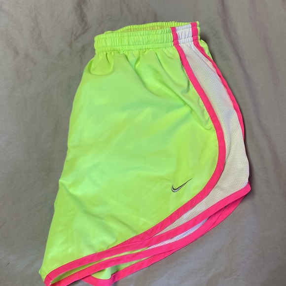 ‎Nike - Picture 7 of 7